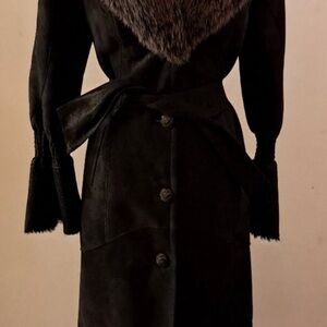 Chic Black Fur-Trimmed Women's Trench Coat